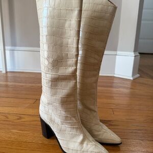 Schutz MARYANA BLOCK CROCODILE-EMBOSSED LEATHER BOOT cream color